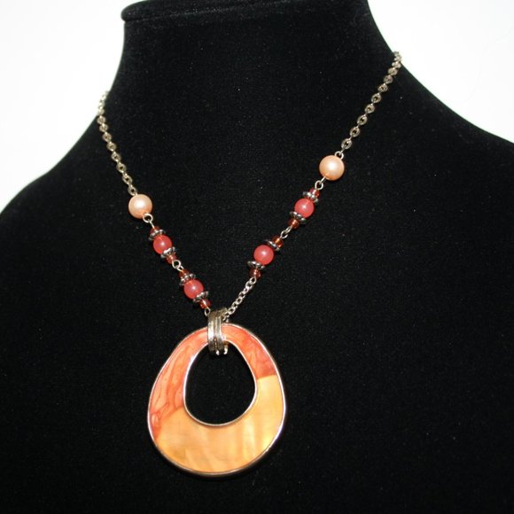 Beautiful gold rose and peach statement necklace